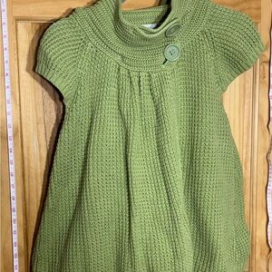 Dressbarn Olive Knit Sweater with Button Detail . 100% Cotton. Rn 69377